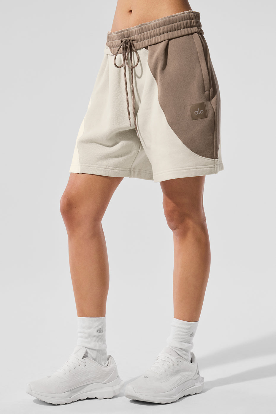 7" Make Waves Short - Ivory/Bone/Gravel